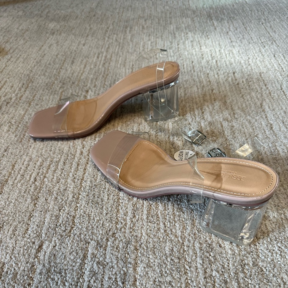 NEW block heels with clear strap. Women’s 8 - Picture 2 of 4